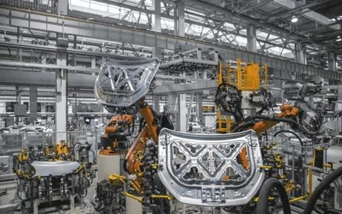 探秘長安新晉網(wǎng)紅UNI-T誕生記 智造工廠里的機(jī)器人軍團(tuán)與24小時不休的智慧脈搏